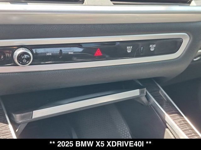 2025 BMW X5 xDrive40i