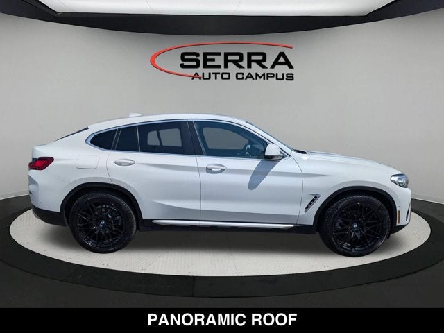 2022 BMW X4 xDrive30i