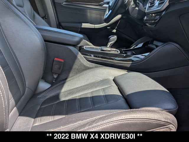 2022 BMW X4 xDrive30i