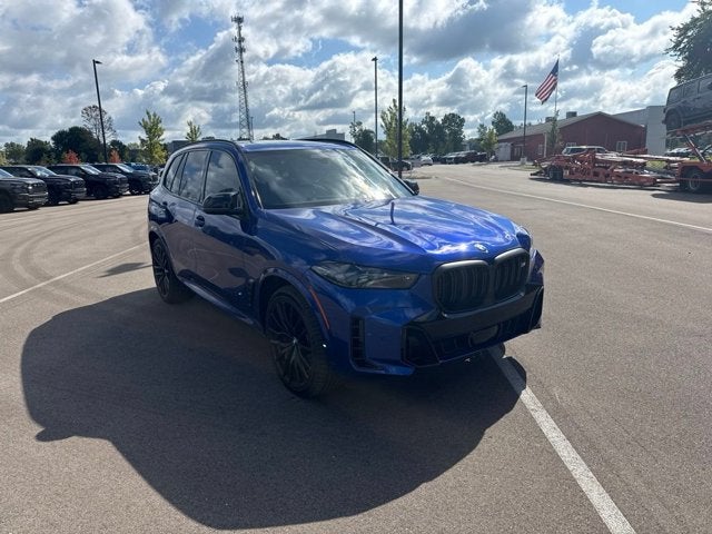 2025 BMW X5 M60i