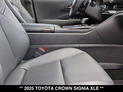 2025 Toyota Crown Signia XLE