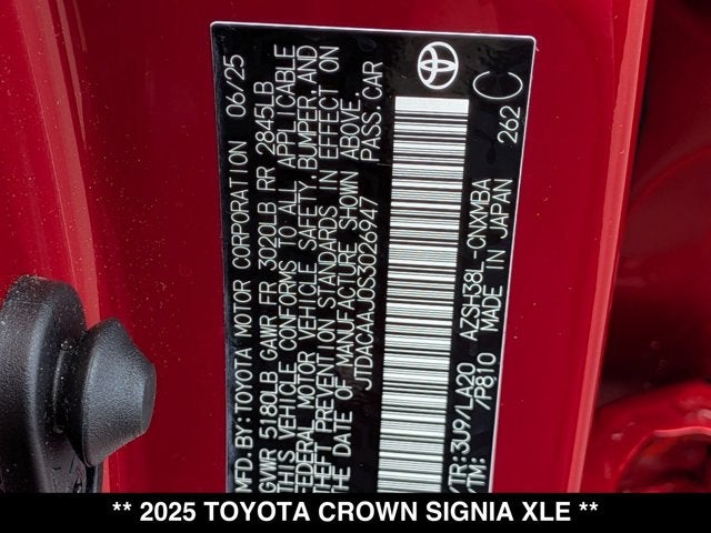 2025 Toyota Crown Signia XLE