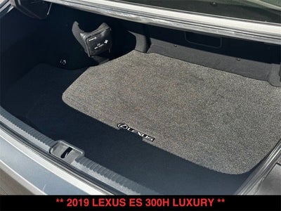 2019 Lexus ES 300h ES 300h Luxury
