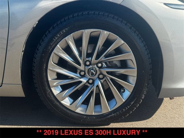 2019 Lexus ES 300h ES 300h Luxury