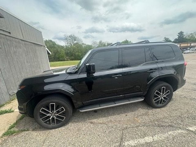 2024 Lexus GX 460 550 Premium's photo