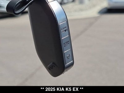 2025 Kia K5 EX