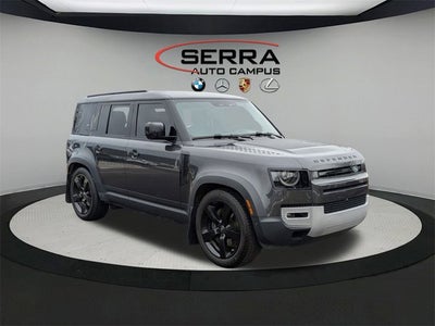 2023 Land Rover Defender SE