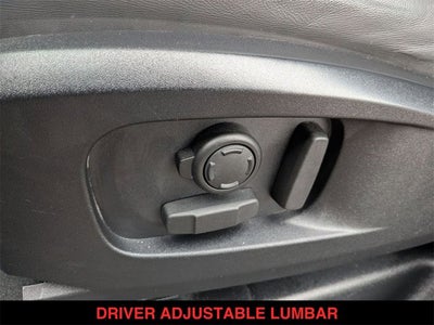 2023 Land Rover Defender SE