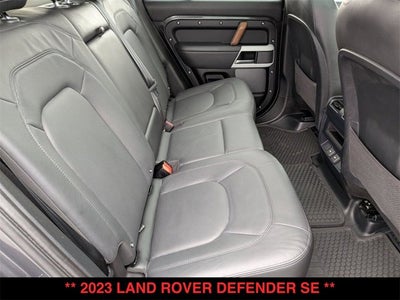 2023 Land Rover Defender SE