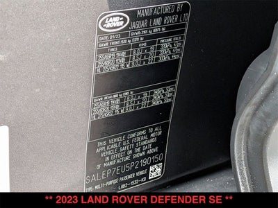2023 Land Rover Defender SE