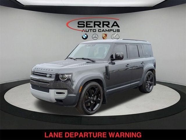 2023 Land Rover Defender SE