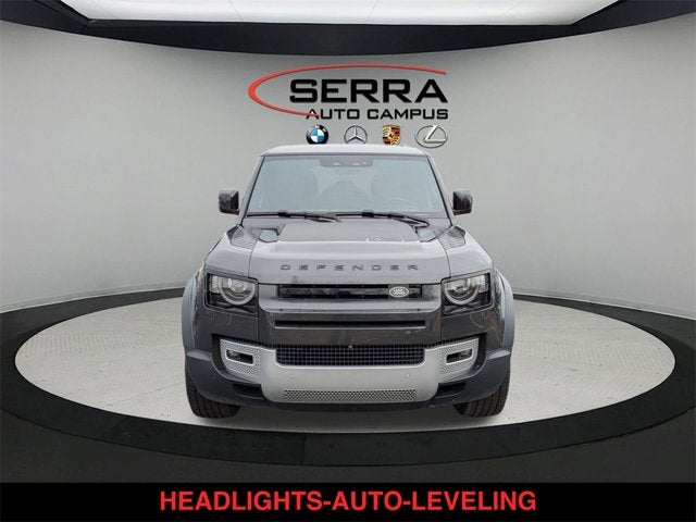 2023 Land Rover Defender SE