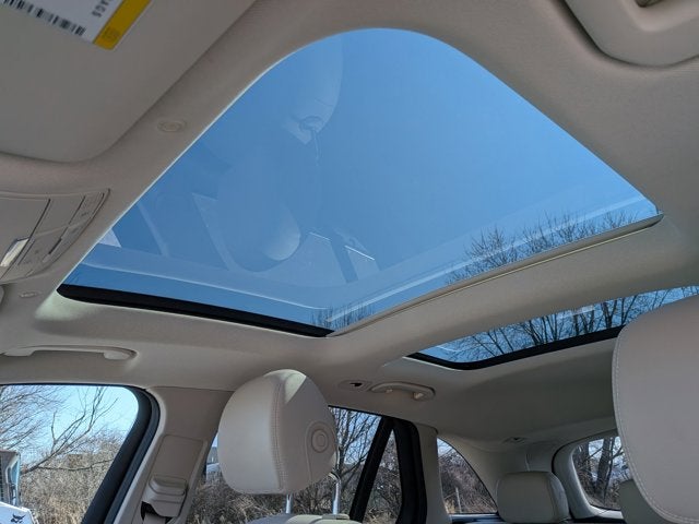 2022 Mercedes-Benz GLC 300 GLC 300