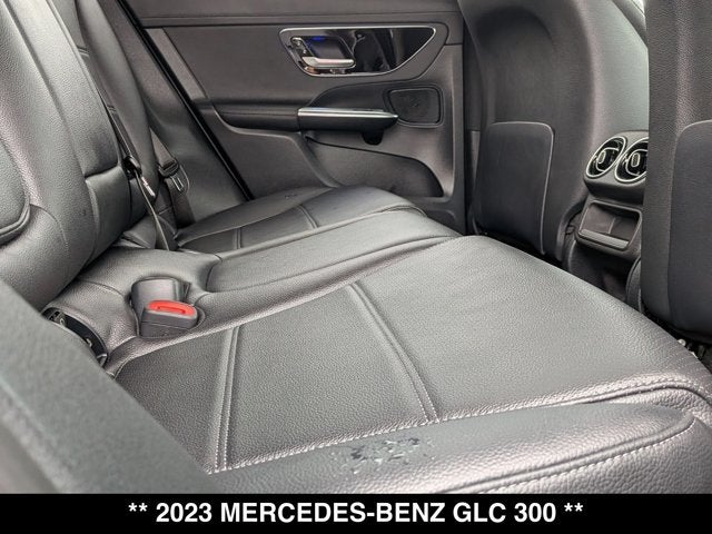 2023 Mercedes-Benz GLC 300 GLC 300