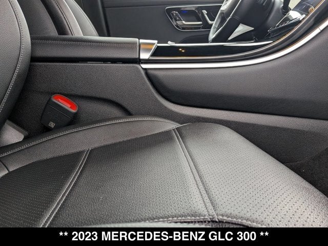 2023 Mercedes-Benz GLC 300 GLC 300