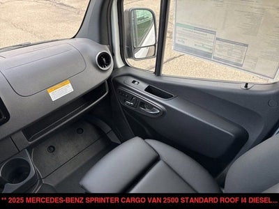 2025 Mercedes-Benz Sprinter Cargo Van 2500 Standard Roof I4 Diesel 144" RWD