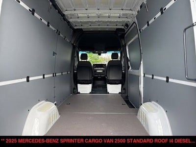 2025 Mercedes-Benz Sprinter Cargo Van 2500 Standard Roof I4 Diesel 144" RWD