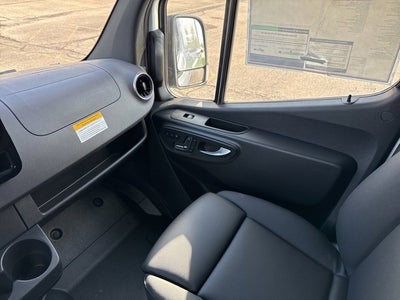 2025 Mercedes-Benz Sprinter Cargo Van 2500 Standard Roof I4 Diesel 144" RWD