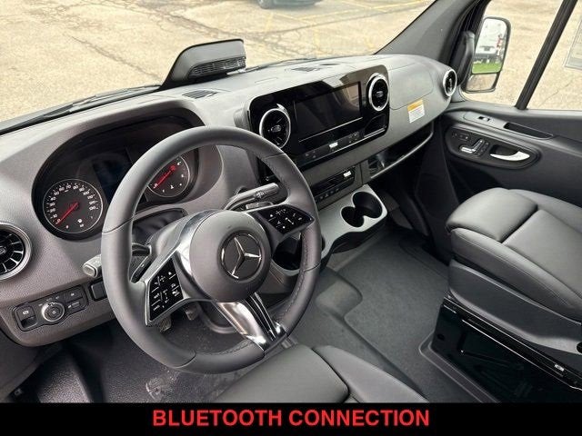 2025 Mercedes-Benz Sprinter Cargo Van 2500 Standard Roof I4 Diesel HO 144" RWD