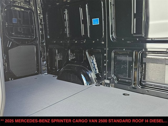 2025 Mercedes-Benz Sprinter Cargo Van 2500 Standard Roof I4 Diesel HO 144" RWD