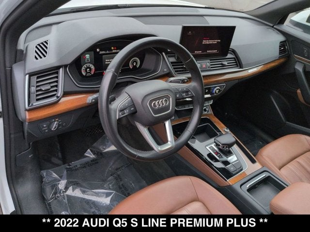2022 Audi Q5 S line Premium Plus