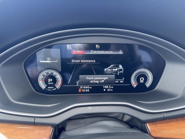 2022 Audi Q5 S line Premium Plus