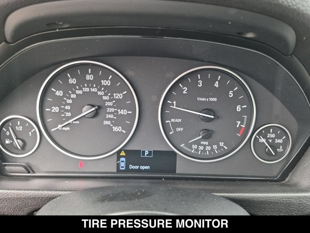 2015 BMW 3 Series 320i