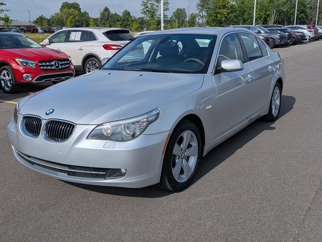 2008 BMW 5 Series 528xi's photo