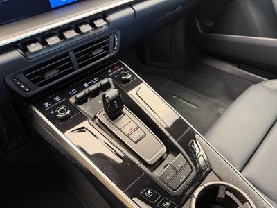 2025 Porsche 911 Carrera
