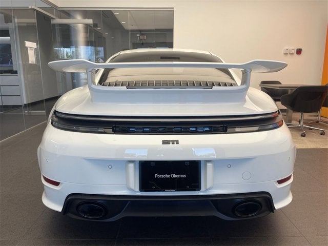 2025 Porsche 911 Carrera