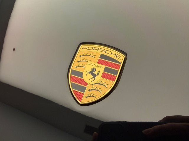 2025 Porsche 911 4 GTS