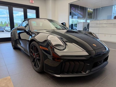 2025 Porsche 911 4 GTS