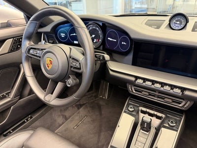 2020 Porsche 911 Carrera