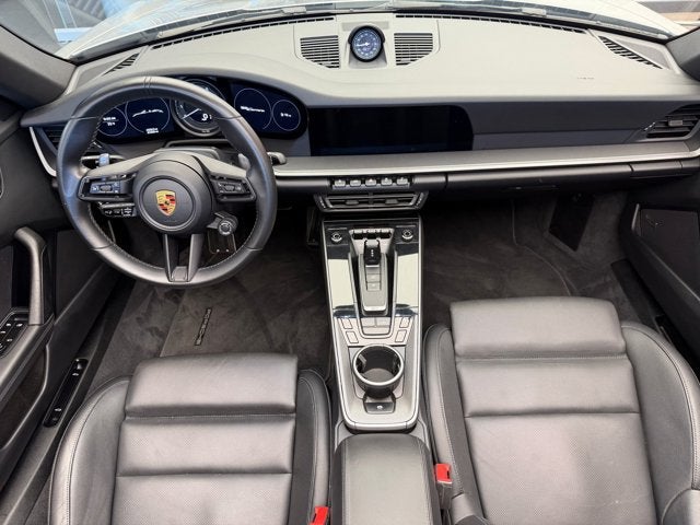 2020 Porsche 911 Carrera