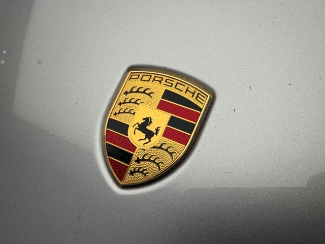 2020 Porsche 911 Carrera