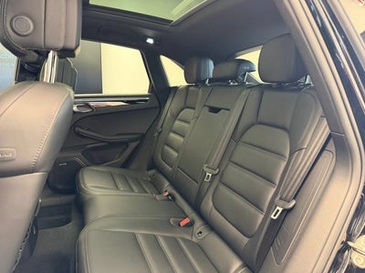 2024 Porsche Macan T