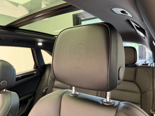 2024 Porsche Macan T