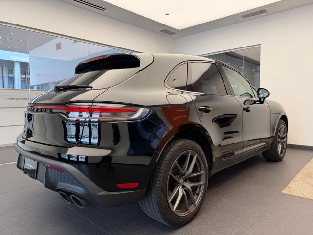 2024 Porsche Macan T