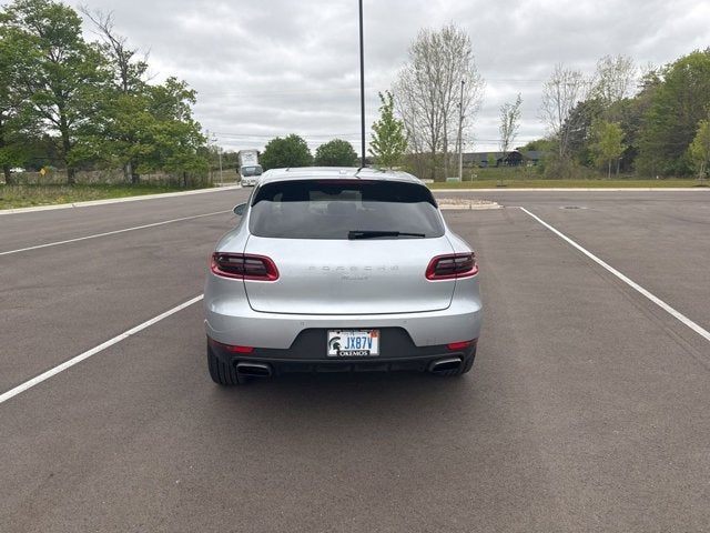 2017 Porsche Macan Base
