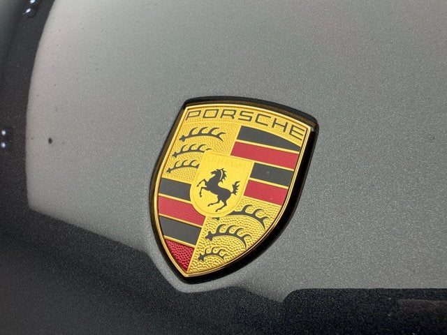 2026 Porsche Macan Base