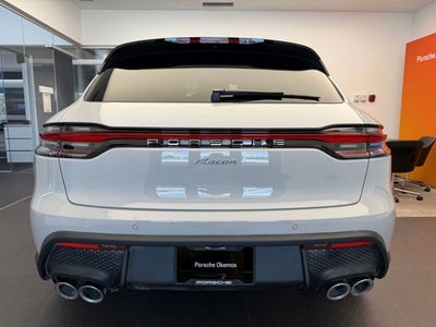 2026 Porsche Macan Base