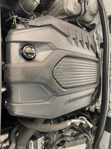 2025 Porsche Macan Base