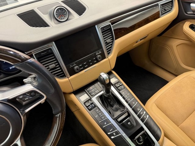2018 Porsche Macan Base