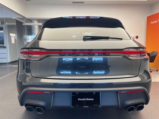 2025 Porsche Macan Base