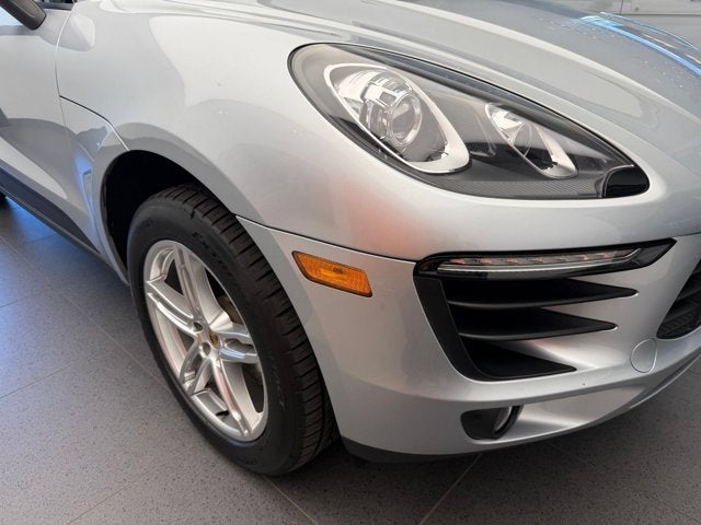 2017 Porsche Macan Base