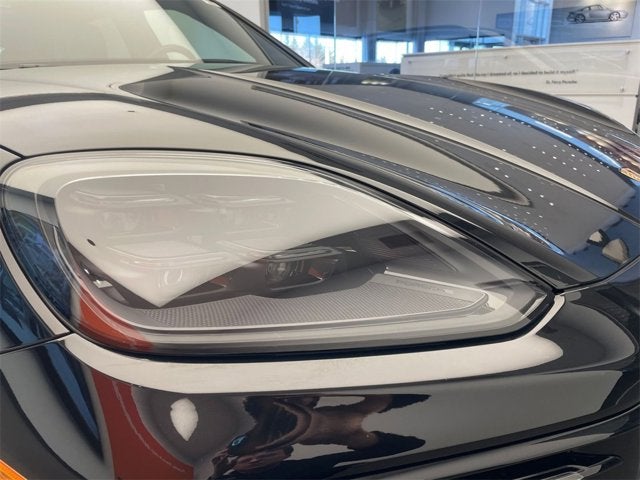 2025 Porsche Cayenne Base