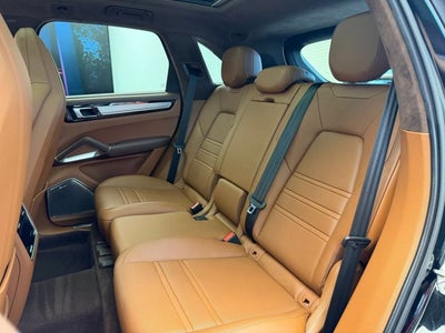 2023 Porsche Cayenne Turbo