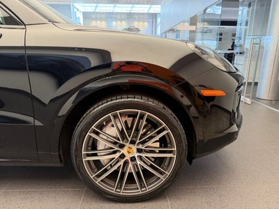 2023 Porsche Cayenne Turbo