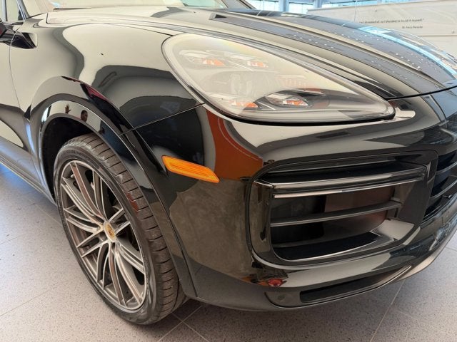 2023 Porsche Cayenne Turbo