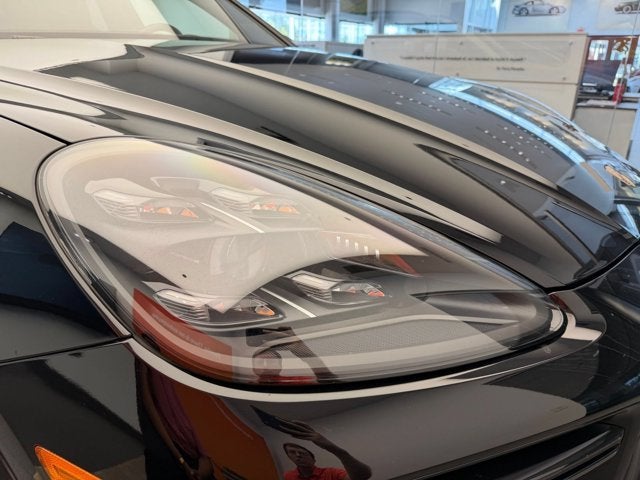 2023 Porsche Cayenne Turbo